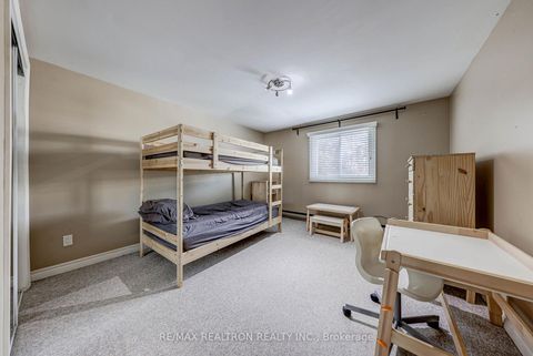 Photo 31 at 188 Maplehurst Avenue, Willowdale East, Toronto