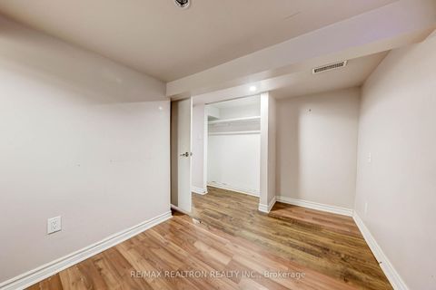 Photo 37 at 188 Maplehurst Avenue, Willowdale East, Toronto