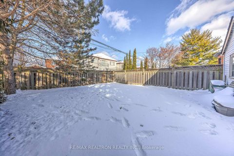 Photo 47 at 188 Maplehurst Avenue, Willowdale East, Toronto