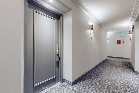 Photo 3 at 2001 - 71 Simcoe Street, Bay Street Corridor, Toronto