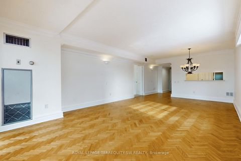 Photo 6 at 2001 - 71 Simcoe Street, Bay Street Corridor, Toronto