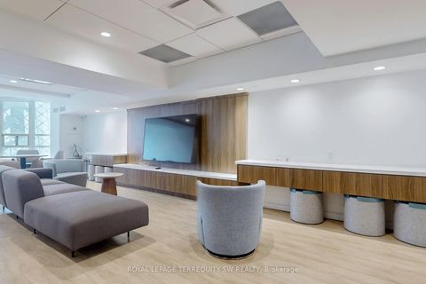 Photo 20 at 2001 - 71 Simcoe Street, Bay Street Corridor, Toronto