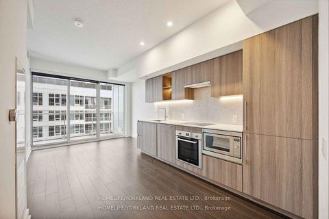 Photo 3 at 4205 - 17 Bathurst Street, Waterfront Communities C1, Toronto