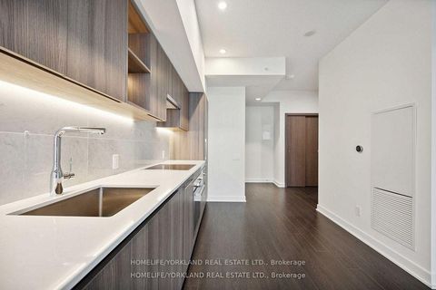 Photo 9 at 4205 - 17 Bathurst Street, Waterfront Communities C1, Toronto