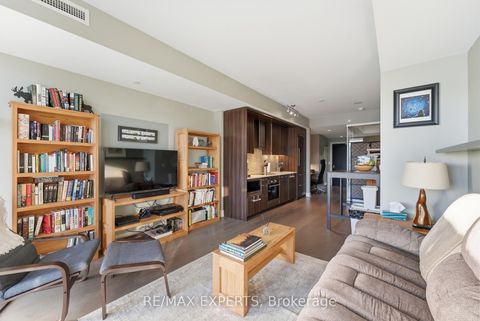 Photo 16 at 410 - 3018 Yonge Street, Lawrence Park South, Toronto