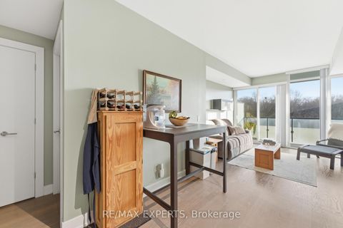 Photo 17 at 410 - 3018 Yonge Street, Lawrence Park South, Toronto