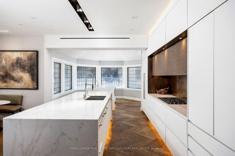 Photo 10 at 5 Thornwood Road, Moore Park, Toronto