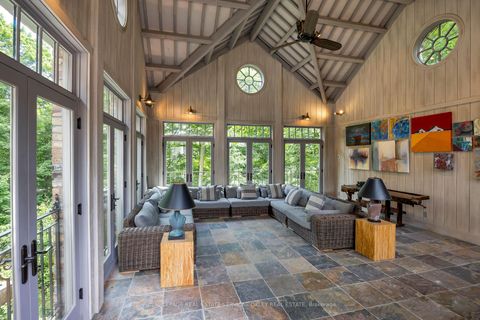 Photo 34 at 5 Thornwood Road, Moore Park, Toronto