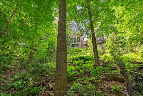 Photo 38 at 5 Thornwood Road, Moore Park, Toronto