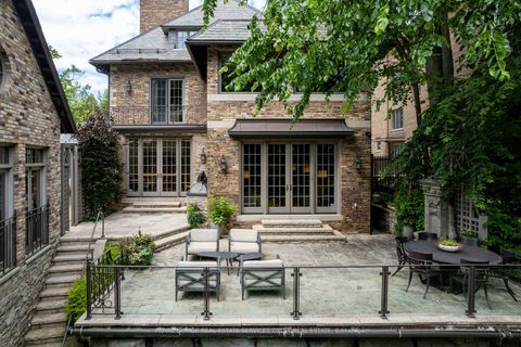 Photo 40 at 5 Thornwood Road, Moore Park, Toronto