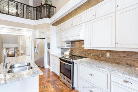 Photo 7 at 10 Wilton Trail, Aurora Estates, Aurora