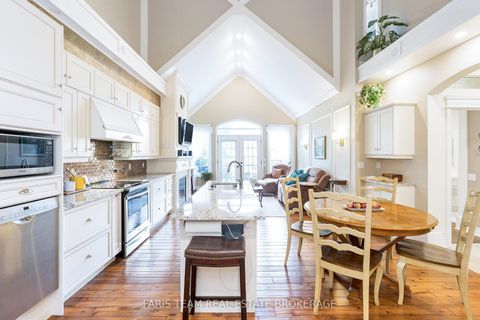 Photo 9 at 10 Wilton Trail, Aurora Estates, Aurora