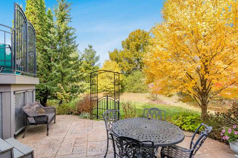 Photo 41 at 10 Wilton Trail, Aurora Estates, Aurora