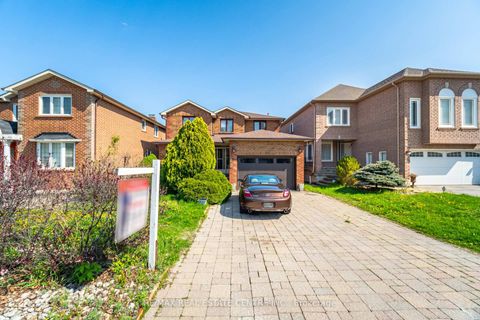 Photo 1 at 262 Boxmoor Place, Fairview, Mississauga