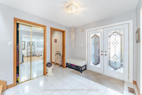 Photo 5 at 262 Boxmoor Place, Fairview, Mississauga