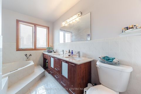 Photo 25 at 262 Boxmoor Place, Fairview, Mississauga