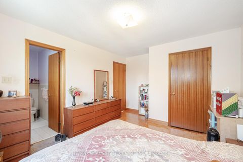 Photo 28 at 262 Boxmoor Place, Fairview, Mississauga