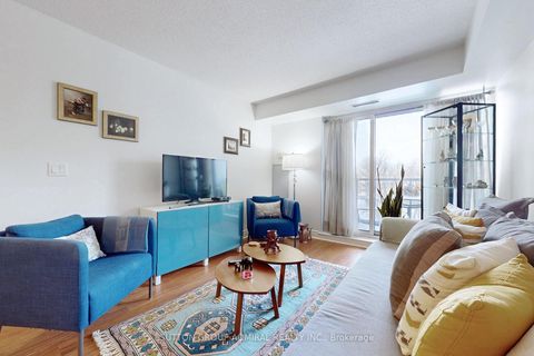 Photo 8 at 406 - 7 North Park Road, Beverley Glen, Vaughan