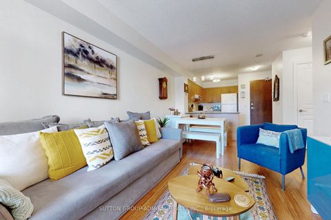 Photo 10 at 406 - 7 North Park Road, Beverley Glen, Vaughan