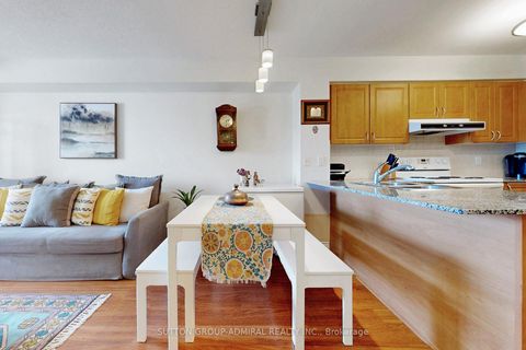 Photo 12 at 406 - 7 North Park Road, Beverley Glen, Vaughan