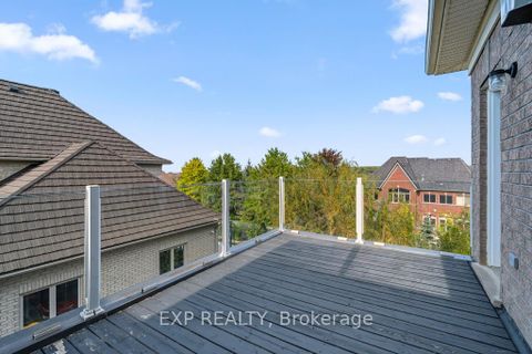 Photo 23 at 22 Longthorpe Court, Bayview Southeast, Aurora