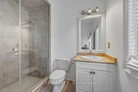 Photo 28 at 22 Longthorpe Court, Bayview Southeast, Aurora