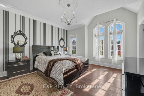 Photo 31 at 22 Longthorpe Court, Bayview Southeast, Aurora