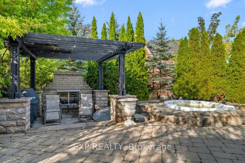 Photo 48 at 22 Longthorpe Court, Bayview Southeast, Aurora