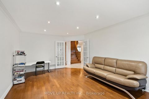 Photo 6 at 21 Gaby Court, North Richvale, Richmond Hill