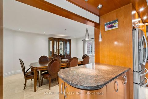 Photo 13 at 21 Gaby Court, North Richvale, Richmond Hill