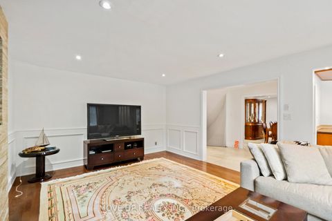 Photo 16 at 21 Gaby Court, North Richvale, Richmond Hill