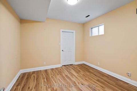 Photo 35 at 21 Gaby Court, North Richvale, Richmond Hill