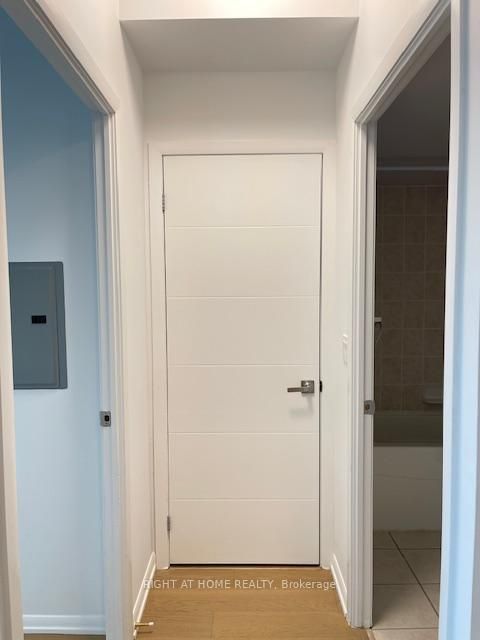 Photo 10 at 2506 - 219 Fort York Boulevard, Niagara, Toronto