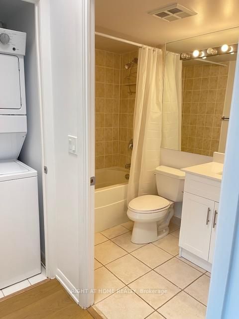 Photo 12 at 2506 - 219 Fort York Boulevard, Niagara, Toronto