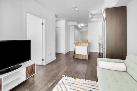 Photo 14 at 2011 - 2550 Simcoe Street N, Windfields, Oshawa