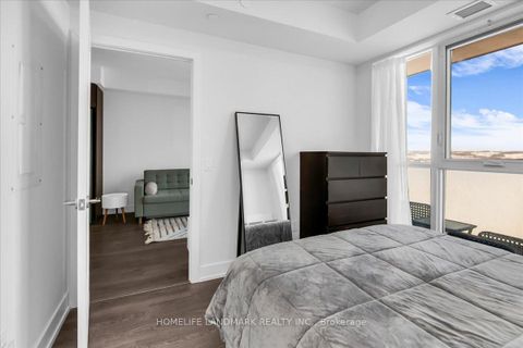 Photo 17 at 2011 - 2550 Simcoe Street N, Windfields, Oshawa