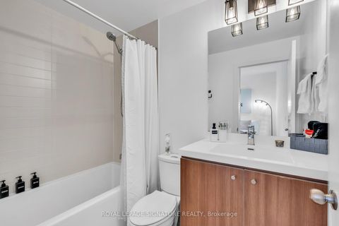 Photo 11 at 410 - 105 George Street, Moss Park, Toronto