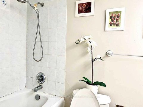 Photo 13 at 1004 - 2721 Victoria Park Avenue, L'Amoreaux, Toronto