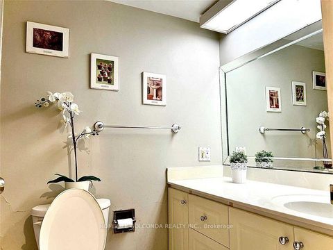 Photo 14 at 1004 - 2721 Victoria Park Avenue, L'Amoreaux, Toronto