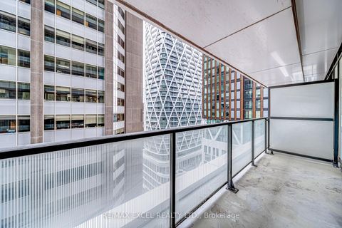 Photo 25 at 1705 - 426 University Avenue, Chinatown, Toronto