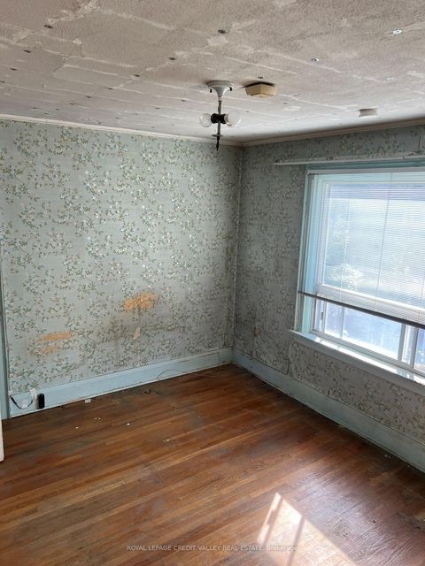 Photo 2 at 12 Stanhope Avenue, East York, Toronto