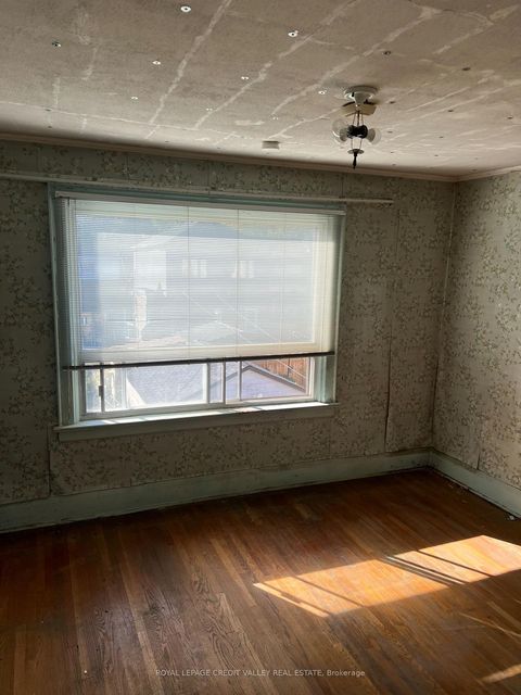 Photo 6 at 12 Stanhope Avenue, East York, Toronto