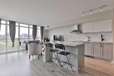 Photo 4 at 357 - 151 Dan Leckie Way, Waterfront Communities C1, Toronto