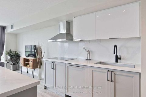 Photo 5 at 357 - 151 Dan Leckie Way, Waterfront Communities C1, Toronto