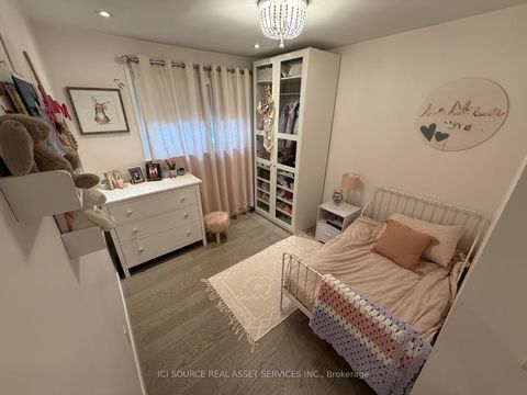 Photo 9 at 33 Hazelbury Drive, Nobleton, King