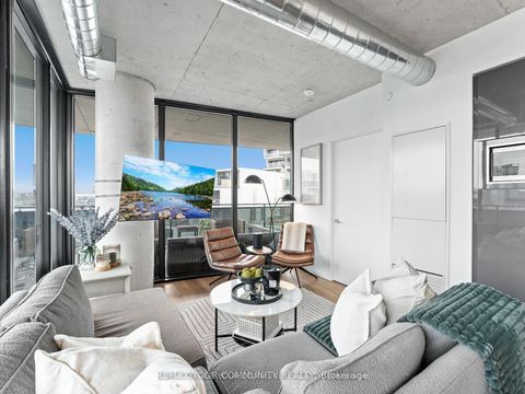 Photo 10 at 1108 - 21 Lawren Harris Square, Waterfront Communities C8, Toronto