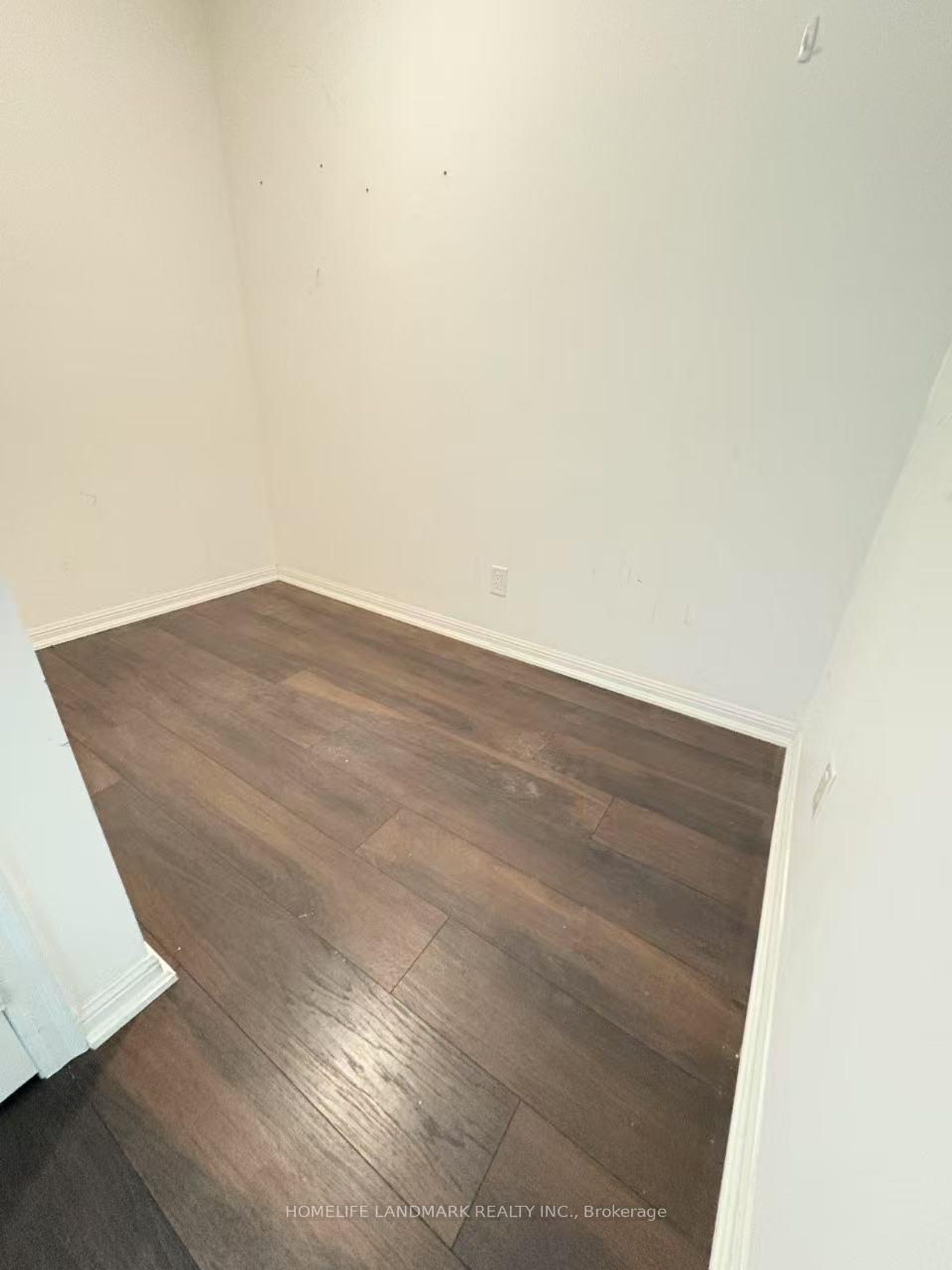 509 - 35 Bastion Street, Waterfront Communities C1, Toronto by Loree Meneguzzi Real Estate 509 - 35 Bastion Street, Waterfront Communities C1, Toronto