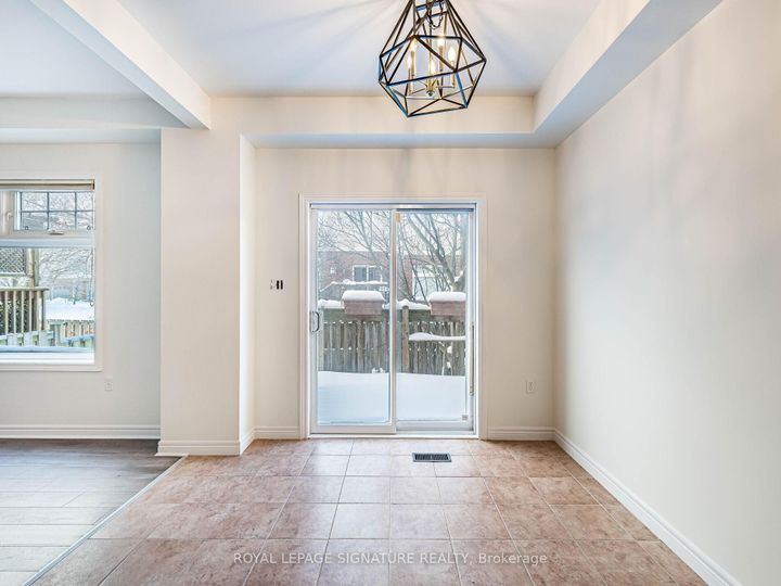 Photo 13 at 75 Olivia Place, Meadowlands, Hamilton