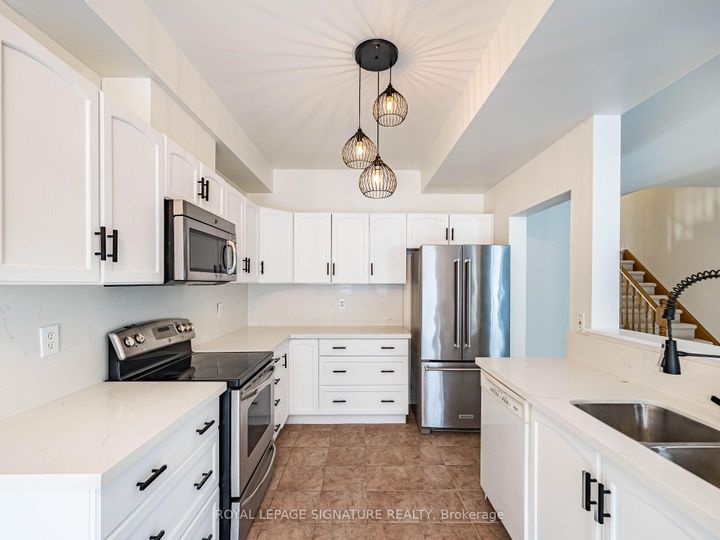 Photo 15 at 75 Olivia Place, Meadowlands, Hamilton