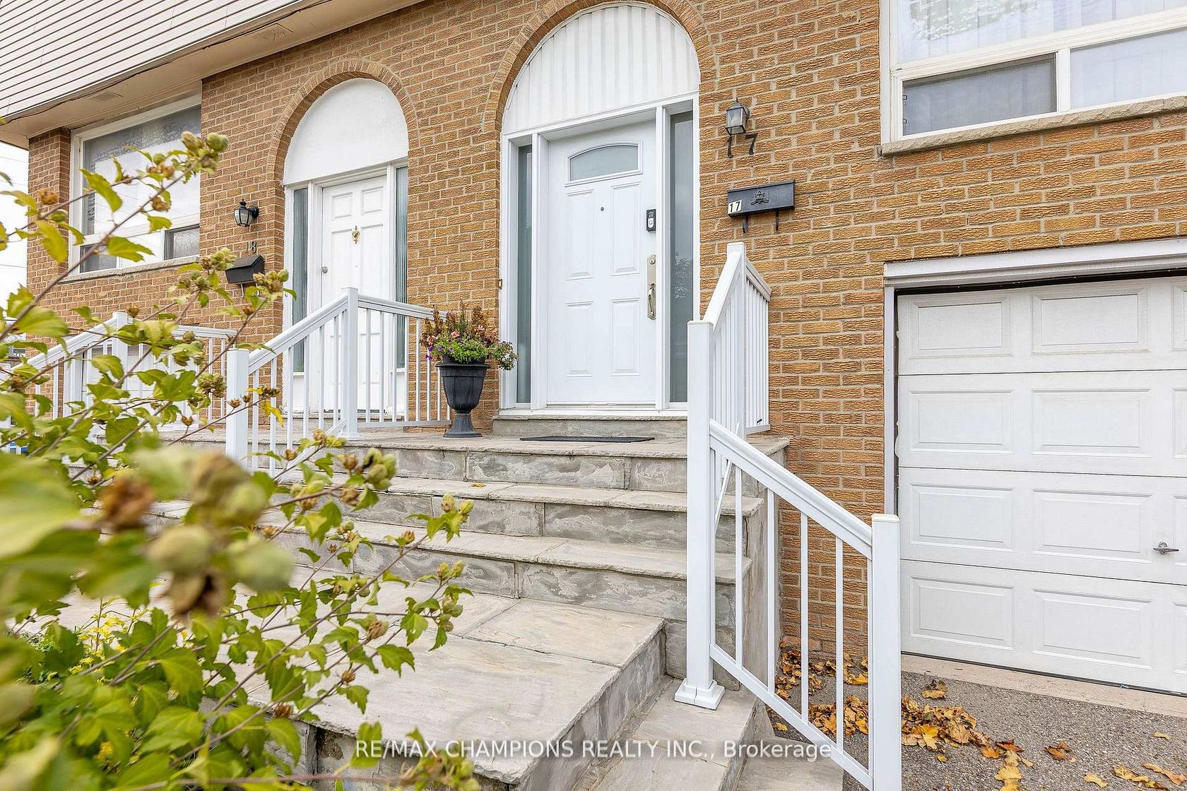 17 - 3525 Brandon Gate Drive, Malton, Mississauga 
